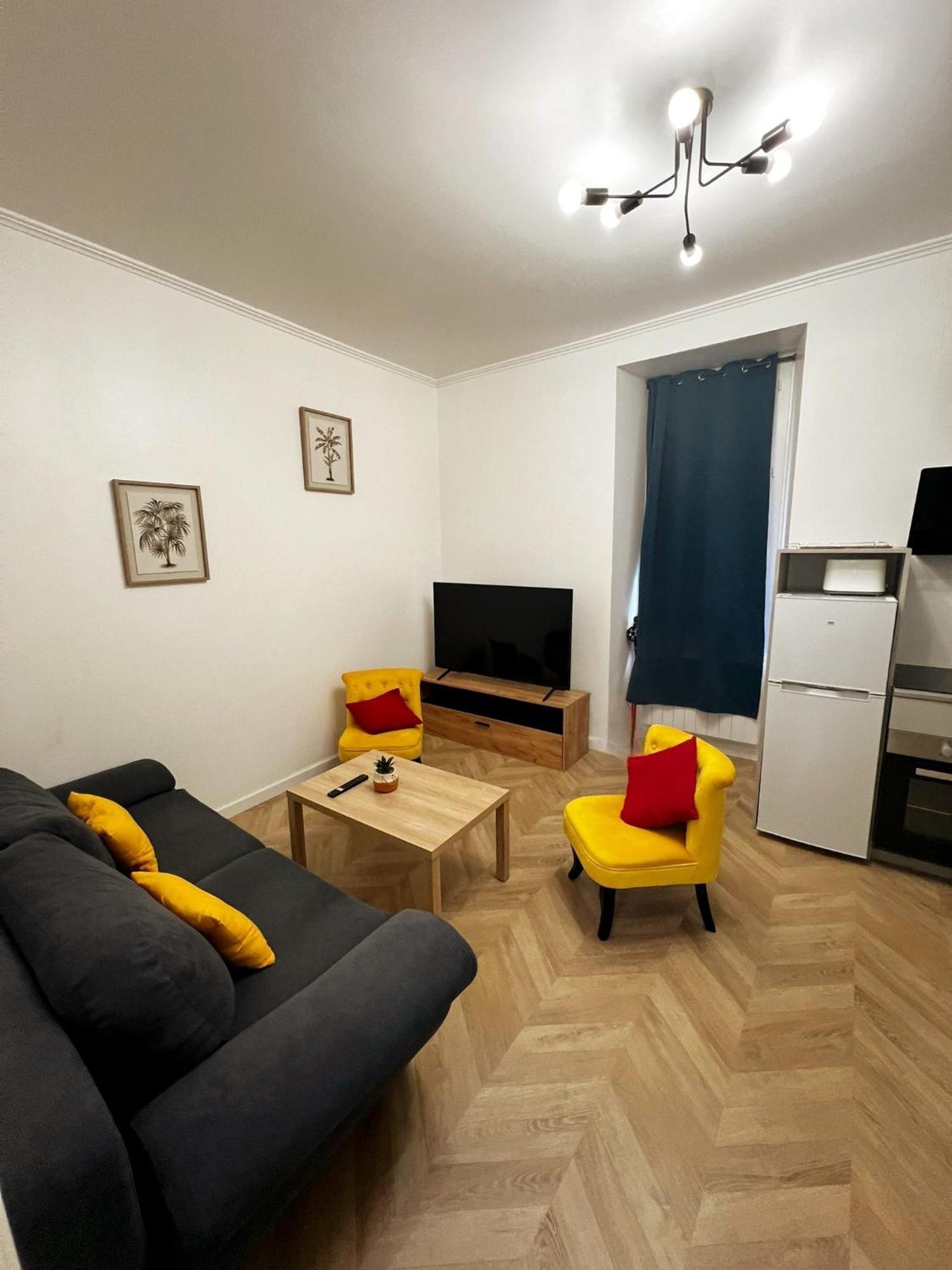 Appartement T2 Avec Terrasse Proche Cathedrale Бурж Экстерьер фото